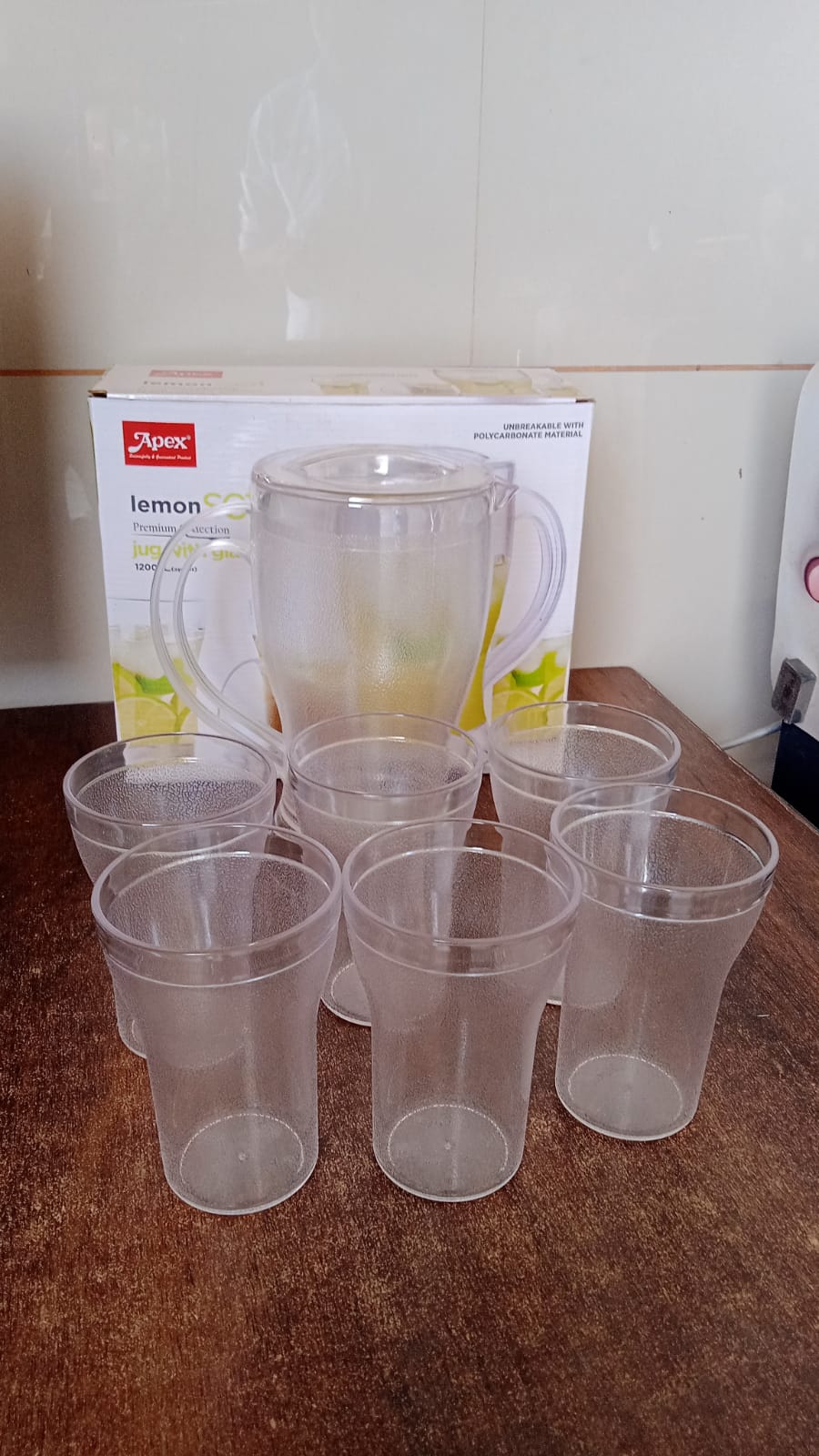 Apex Unbreakable Lemon Jug Set with 6 Glasses – 1200ML Jug + 300ML Glasses Approx Apex Unbreakable Lemon Jug Set with 6 Glasses – 1200ML Jug + 300ML Glasses Approx